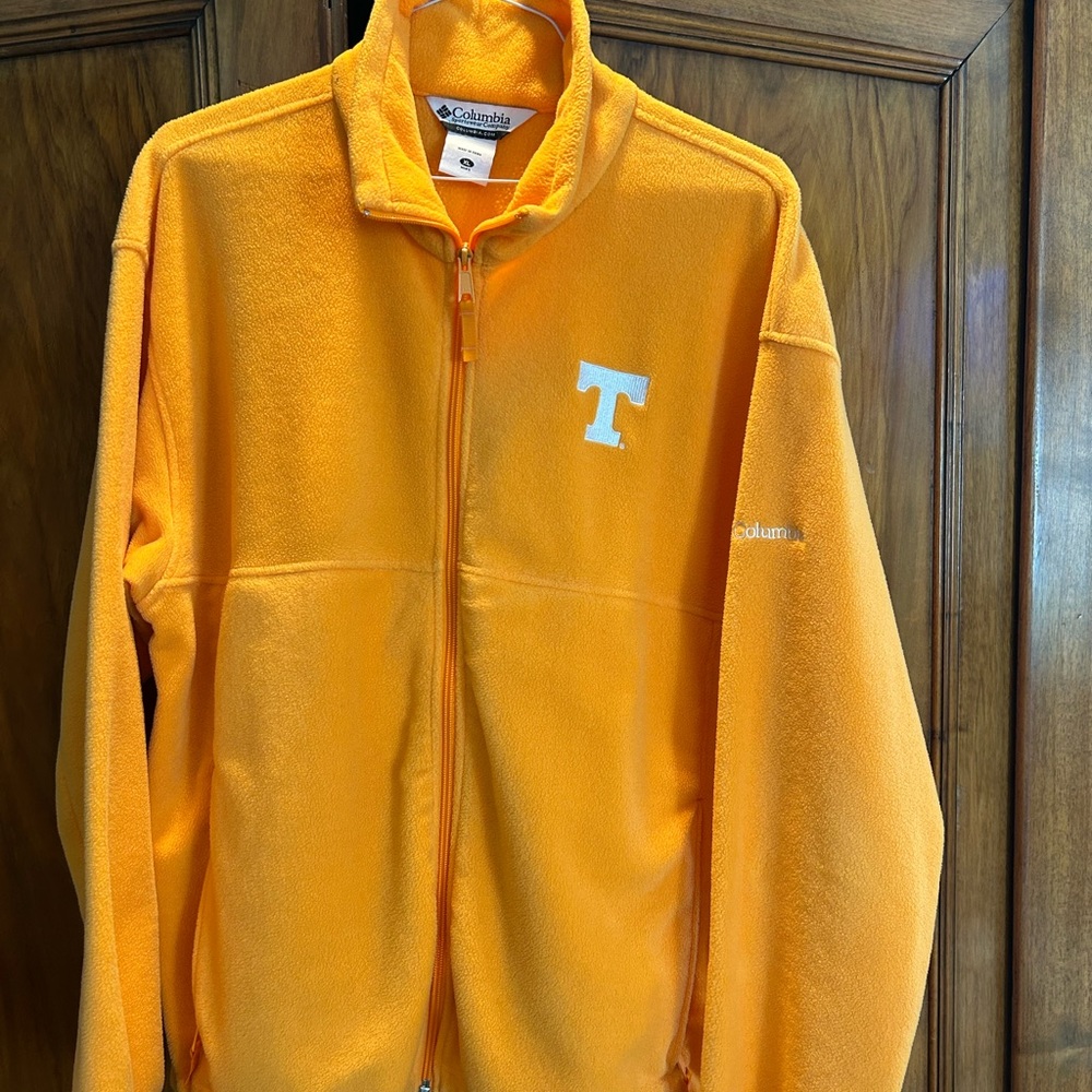 TENNESSEE orange fleece- Columbia Brand- Men’s XL
